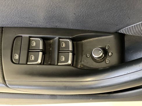 Used 2018 Audi Q3 2.0T Premium Plus w/ Premium Plus Package image 16