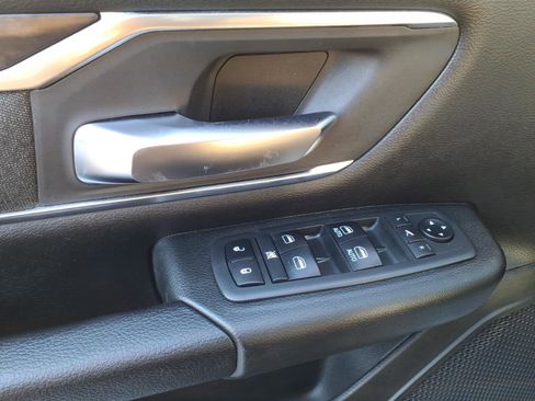 Used 2019 RAM 1500 Big Horn image 10