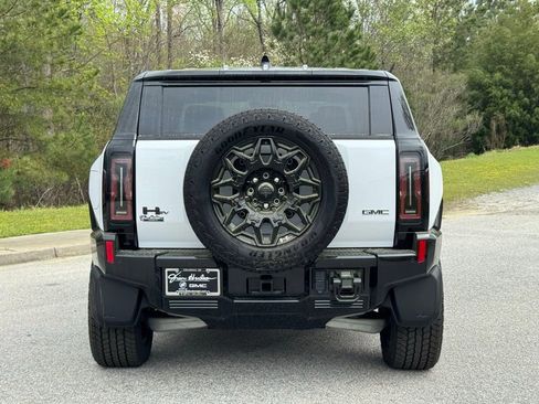 New 2025 GMC Hummer EV 3X w/ LPO, Illumination Package image 12