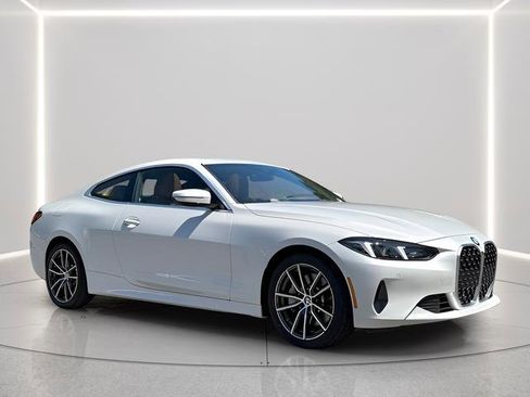 Used 2025 BMW 430i xDrive Coupe w/ Premium Package AWD/4WD image 5