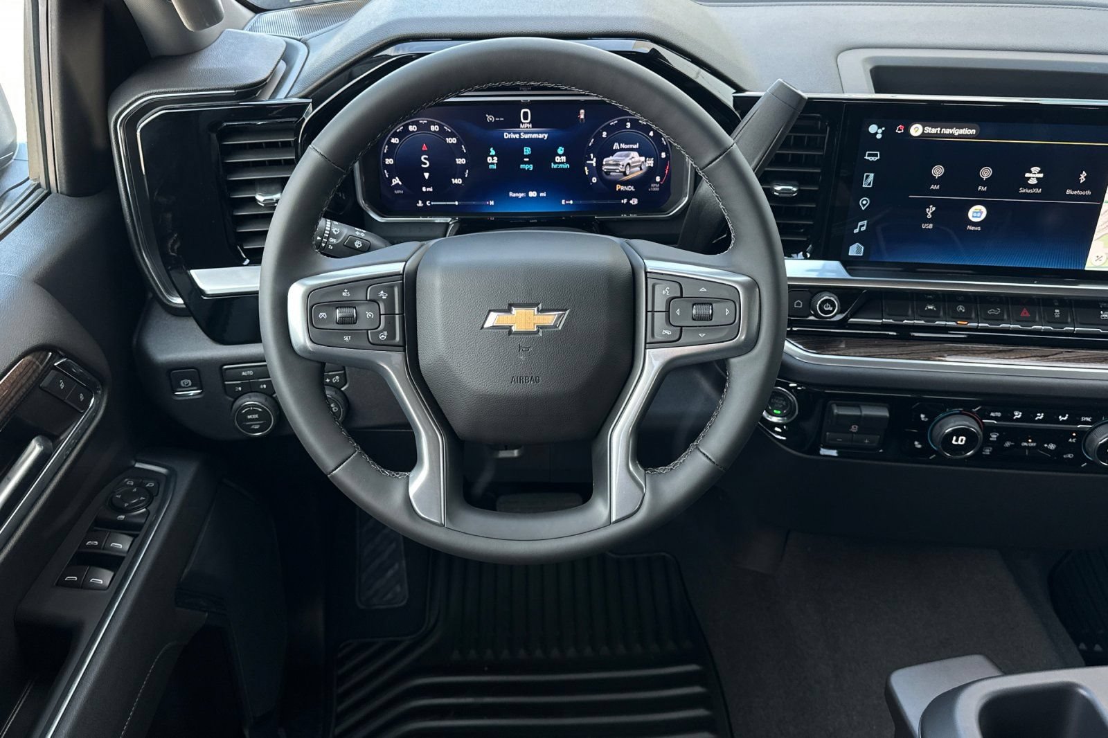 New 2026 Chevrolet Silverado 1500 LT w/ Leather Package AWD/4WD image 14