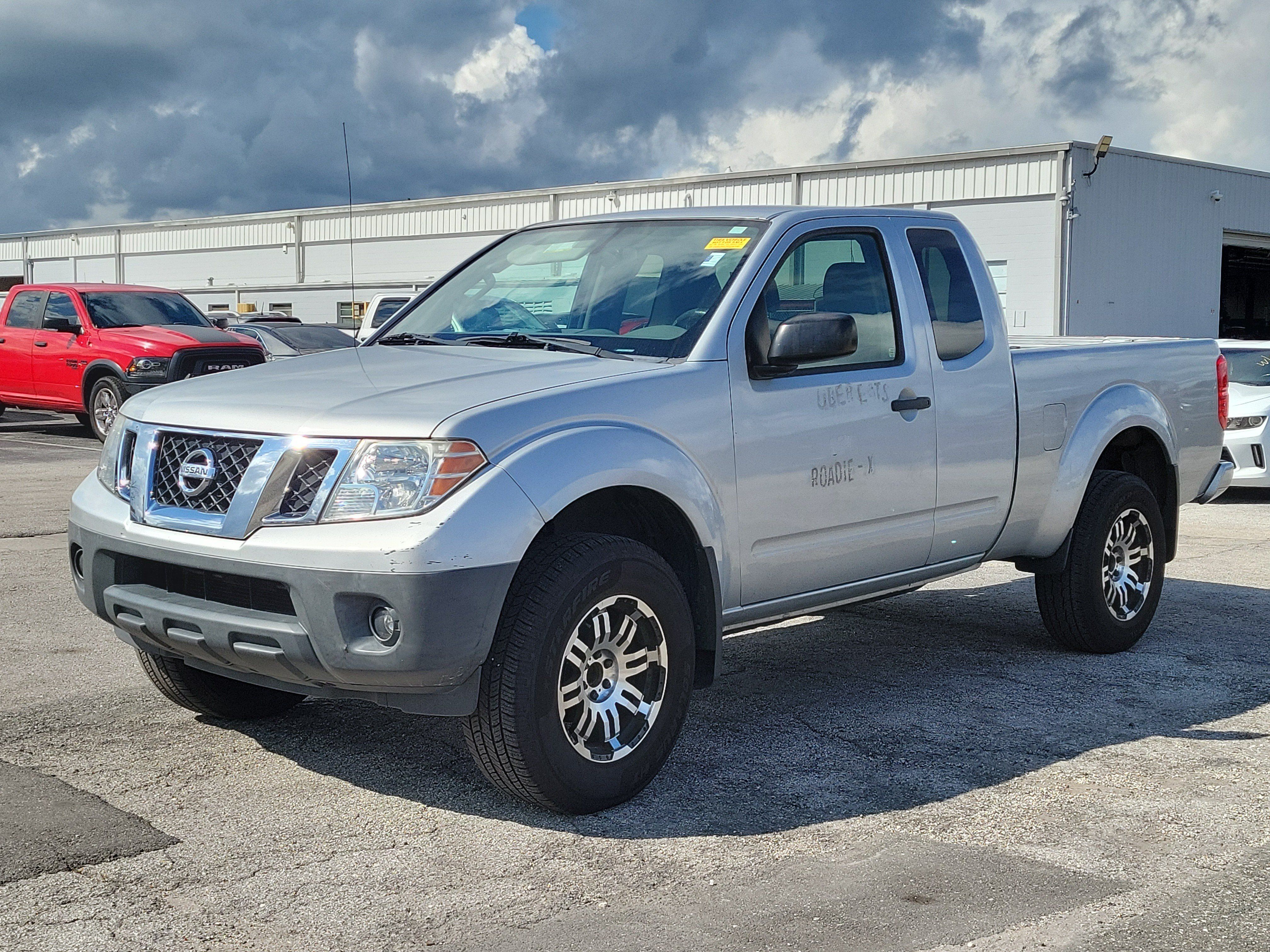 Used 2017 Nissan Frontier S RWD image 3