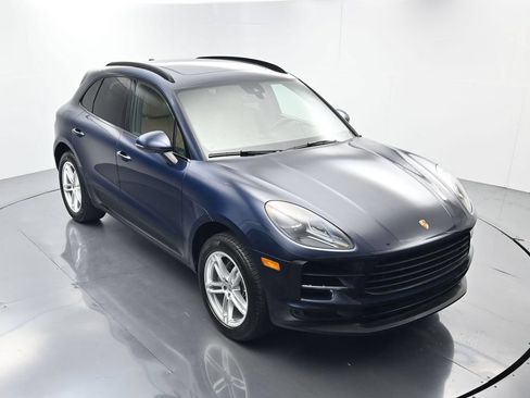 Certified 2020 Porsche Macan S AWD/4WD image 43