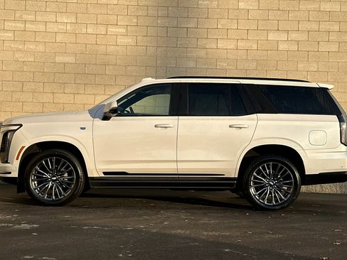 Certified 2025 Cadillac Escalade Sport Platinum image 7