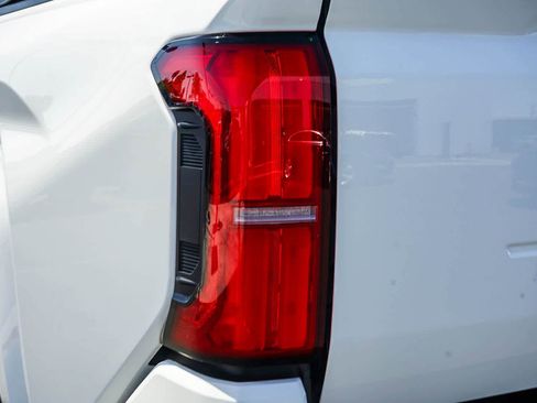 Used 2024 Toyota Tacoma SR5 image 7