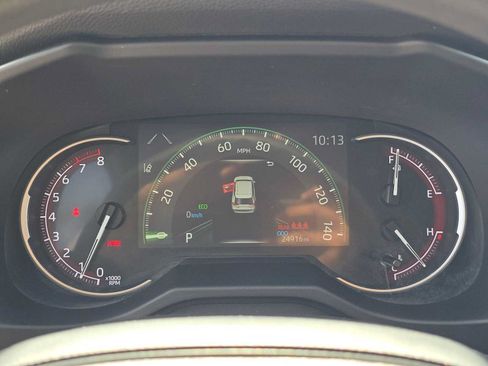 Certified 2025 Toyota RAV4 LE FWD image 23