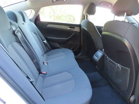 Used 2019 Hyundai Sonata SE FWD image 35