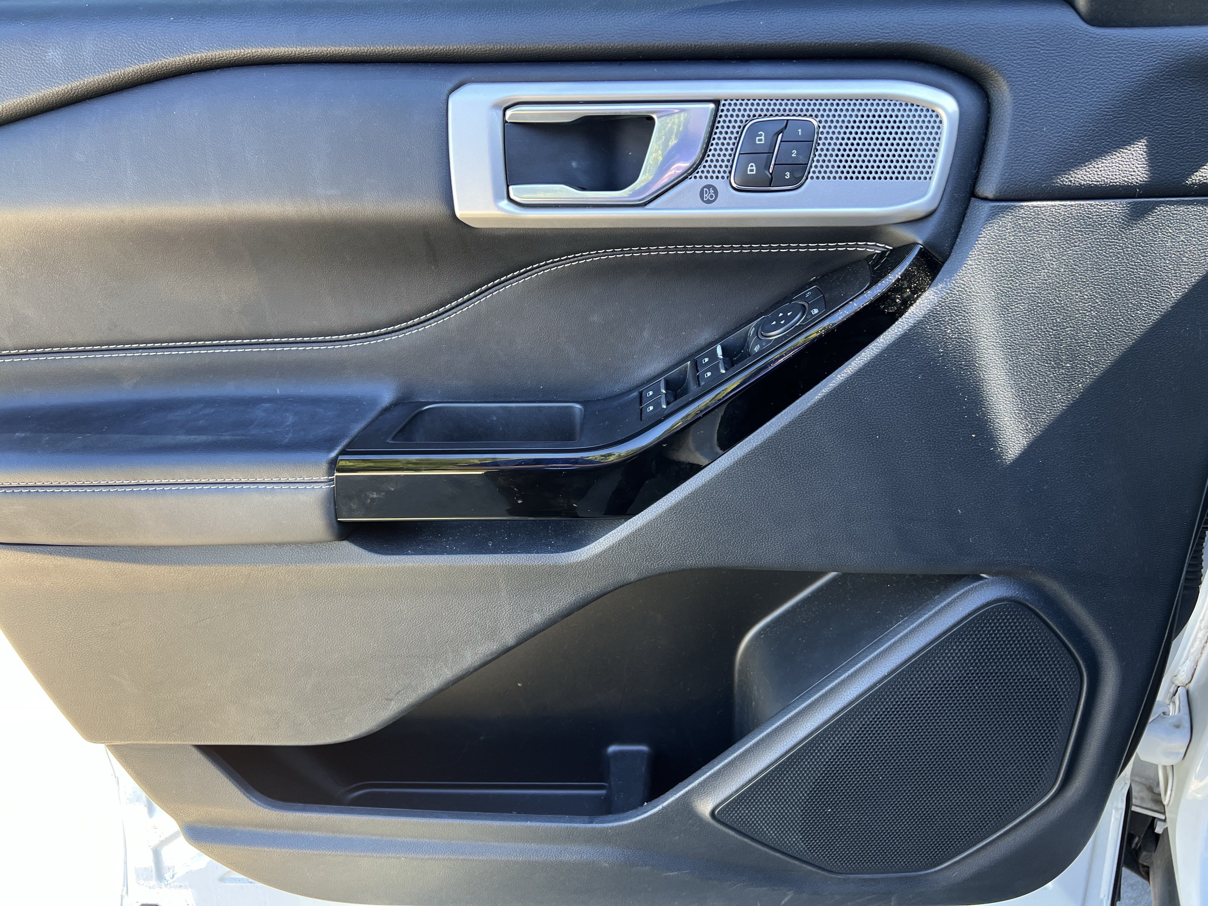 Used 2022 Ford Explorer ST w/ Equipment Group 401A AWD/4WD image 14