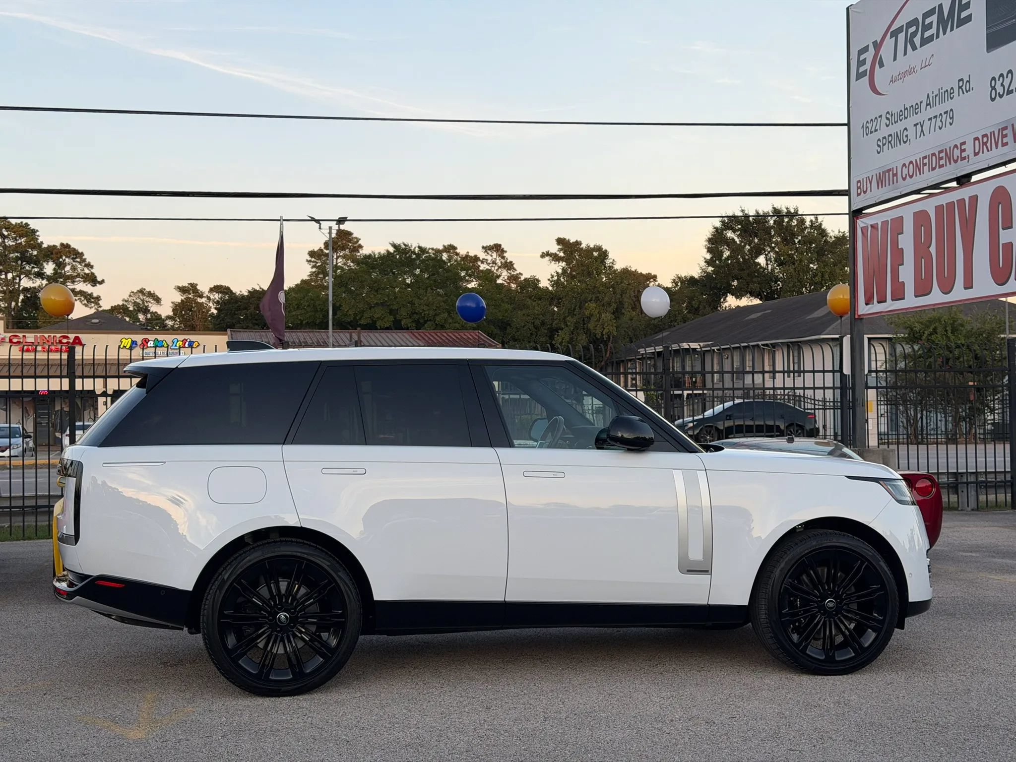 Used 2024 Land Rover Range Rover Autobiography AWD/4WD image 10