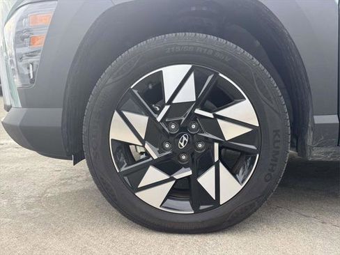 Used 2024 Hyundai Kona SEL image 8