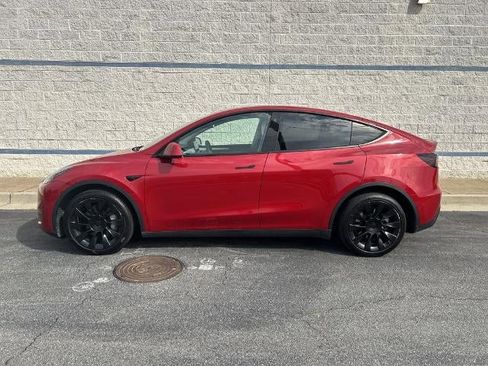 Used 2022 Tesla Model Y Long Range AWD/4WD image 4