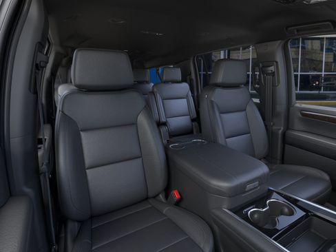 New 2026 Chevrolet Suburban LT w/ Comfort Package image 16