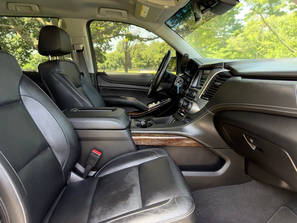 Used 2020 Chevrolet Tahoe LT AWD/4WD image 28