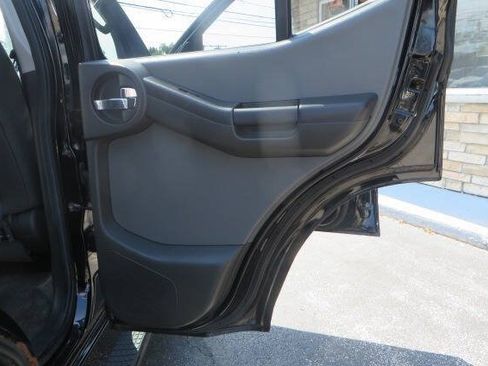 Used 2011 Nissan Xterra S AWD/4WD image 21