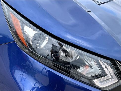 Used 2020 Nissan Rogue Sport S image 27