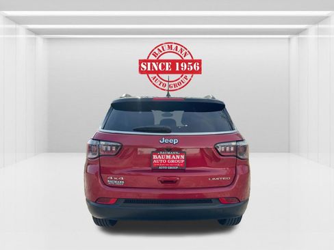 Used 2025 Jeep Compass Limited image 6