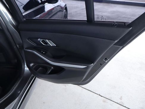Used 2020 BMW 330i xDrive Sedan w/ Driving Assistance Package image 32