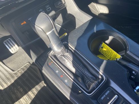 Used 2022 Honda Civic Sport Touring image 15