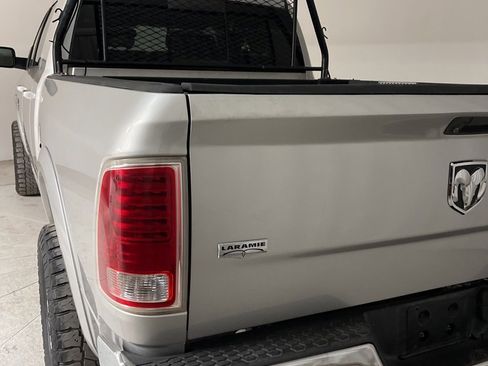 Used 2013 RAM 2500 Laramie w/ Convenience Group image 13