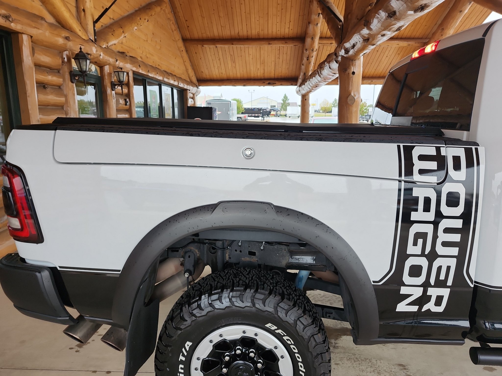 Used 2021 RAM 2500 Power Wagon w/ Power Wagon Off Road Package AWD/4WD image 7