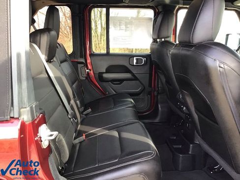 Used 2022 Jeep Wrangler Unlimited Sahara image 14