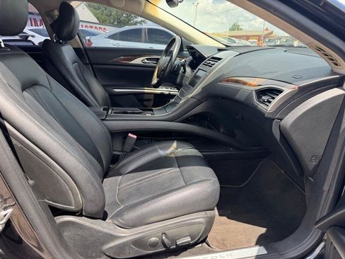 Used 2015 Lincoln MKZ FWD image 12