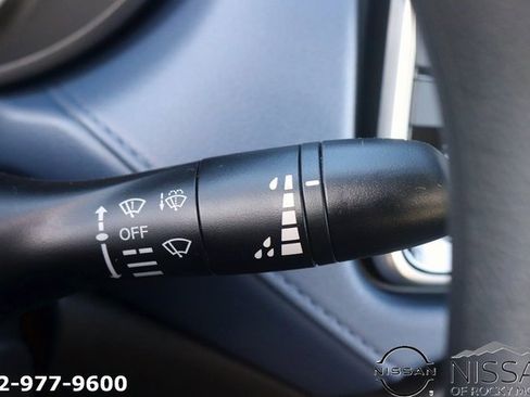 New 2025 Nissan Versa SV w/ Trunk Package image 20