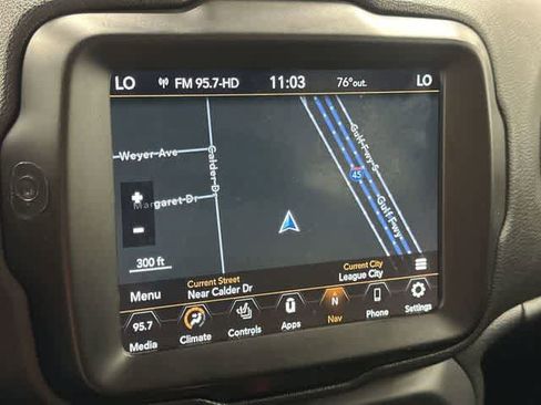 Used 2021 Jeep Renegade Trailhawk AWD/4WD image 24