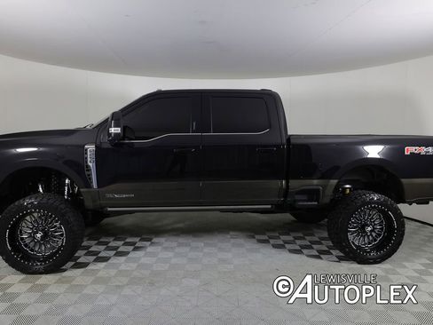 Used 2024 Ford F250 King Ranch AWD/4WD image 12