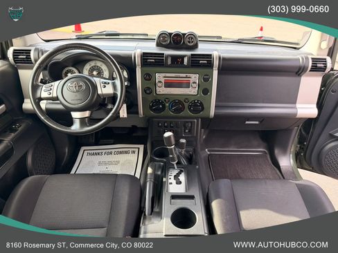 Used 2012 Toyota FJ Cruiser 4WD w/ Upgrade Pkg image 15