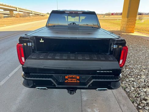 Used 2019 GMC Sierra 1500 Denali w/ Technology Package image 25