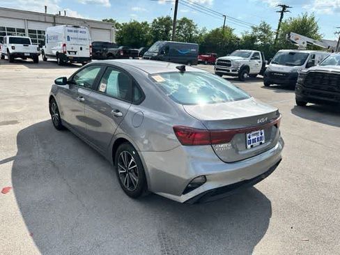 Used 2024 Kia Forte LXS FWD image 11