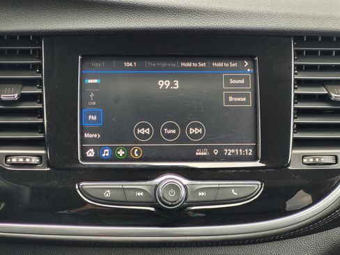 Certified 2022 Buick Encore Preferred w/ Safety Package image 17