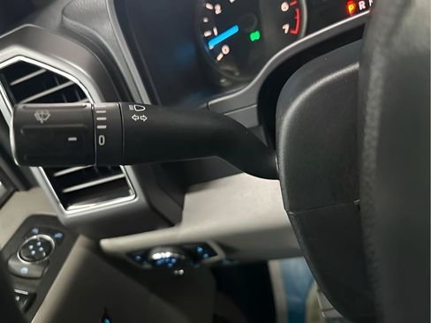 Used 2019 Ford F150 XLT w/ Equipment Group 302A Luxury AWD/4WD image 16