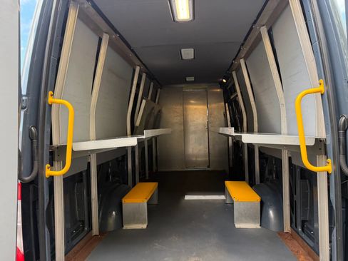 Used 2019 Mercedes-Benz Sprinter 170 image 5