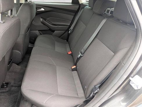Used 2018 Ford Focus SEL FWD image 17