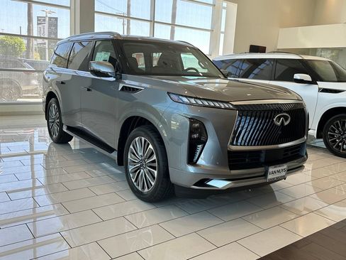 New 2027 INFINITI QX80 Luxe w/ Cargo Package RWD image 8
