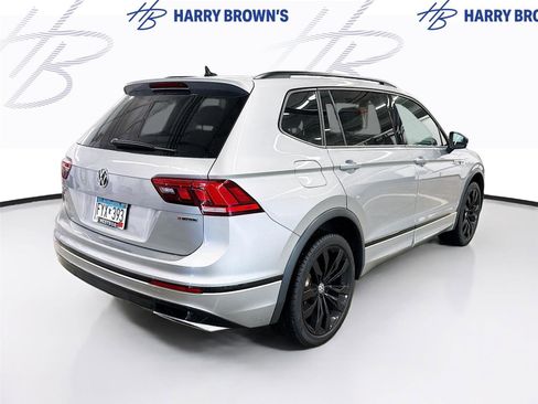 Used 2021 Volkswagen Tiguan SE R-Line w/ 3rd Row Seat Package image 10