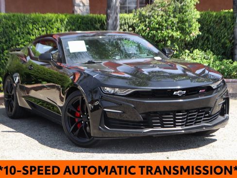 Used 2023 Chevrolet Camaro SS RWD image 2
