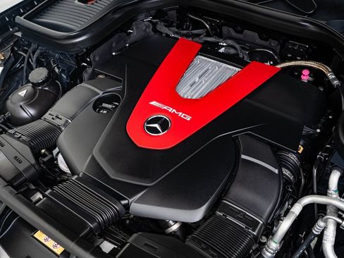 Certified 2022 Mercedes-Benz GLC 43 AMG 4MATIC image 39