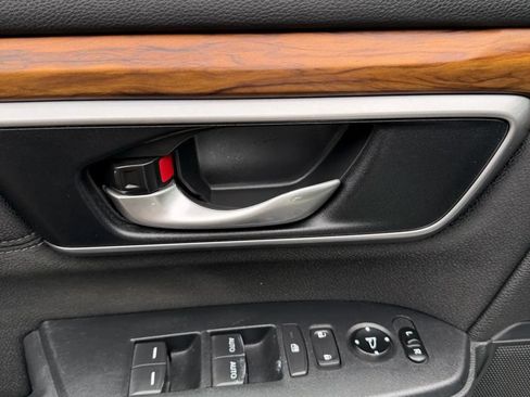 Used 2018 Honda CR-V EX image 17