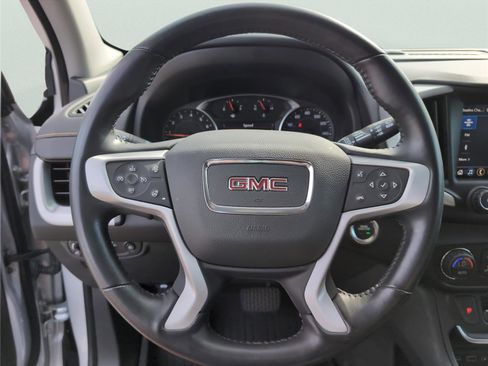 Used 2021 GMC Terrain SLT image 20
