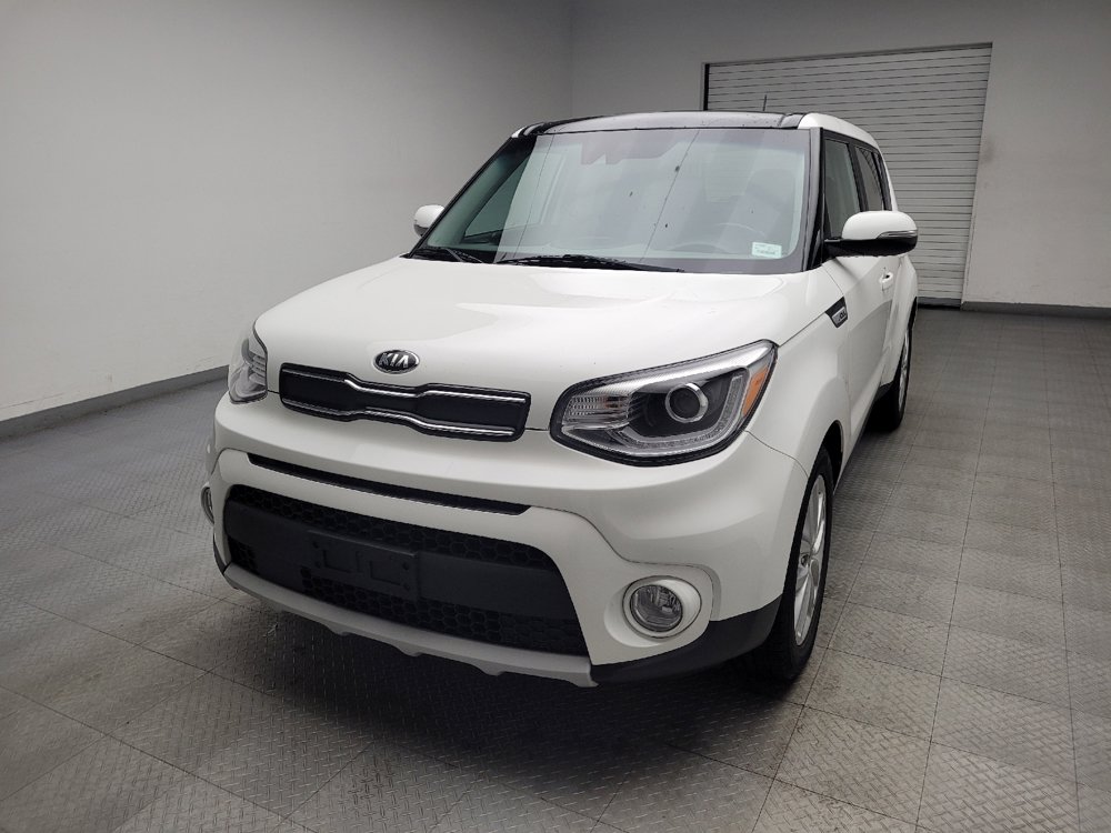 Used 2019 Kia Soul + w/ Primo Package FWD image 15