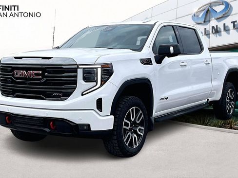 Used 2023 GMC Sierra 1500 AT4 w/ Technology Package AWD/4WD image 14