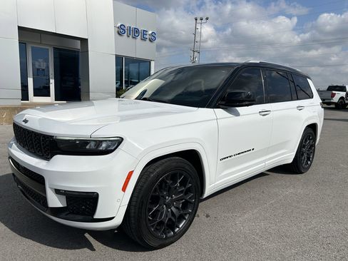 Used 2023 Jeep Grand Cherokee L Summit image 2