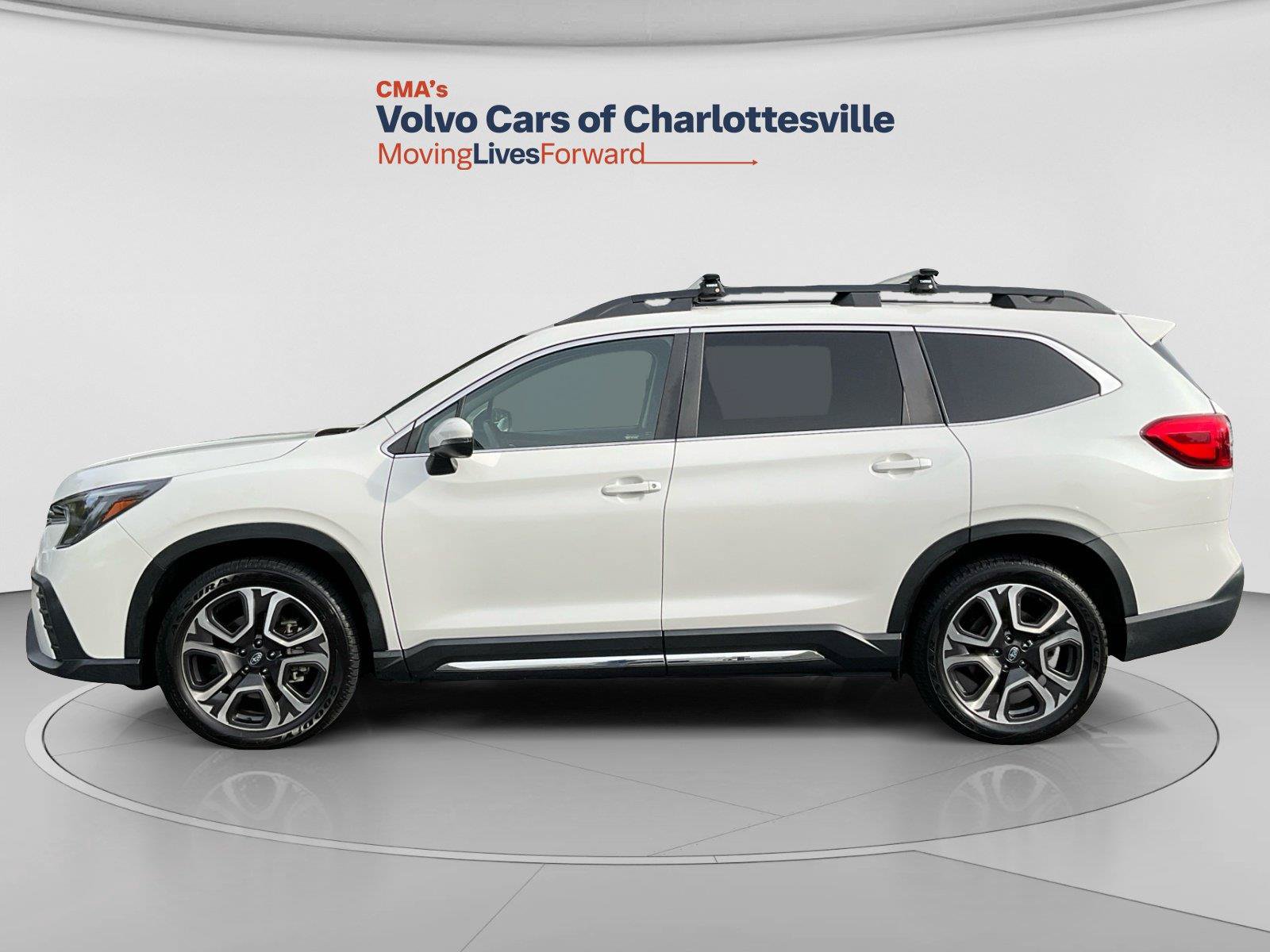 Used 2023 Subaru Ascent Limited AWD/4WD image 2