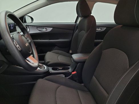 Used 2022 Kia Forte LXS w/ LXS Technology Package image 17