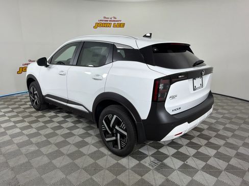 New 2026 Nissan Kicks SV FWD image 3