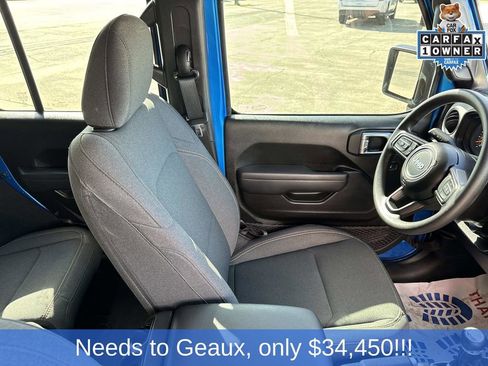 Used 2025 Jeep Wrangler Sport image 25