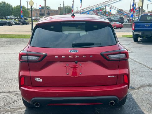Used 2023 Ford Escape ST-Line w/ Tech Pack #1 AWD/4WD image 5